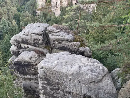 Wie entsorge ich Kopfkissen und Bettdecken? Möglichkeiten zur richtigen Entsorgung oder Weiterverwendung alter Bettwaren