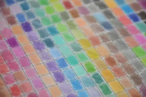 Wie viel Farbe brauche ich für eine Wand? Farbmenge anhand von Wandfläche, Deckkraft und Anzahl der Anstriche berechnen